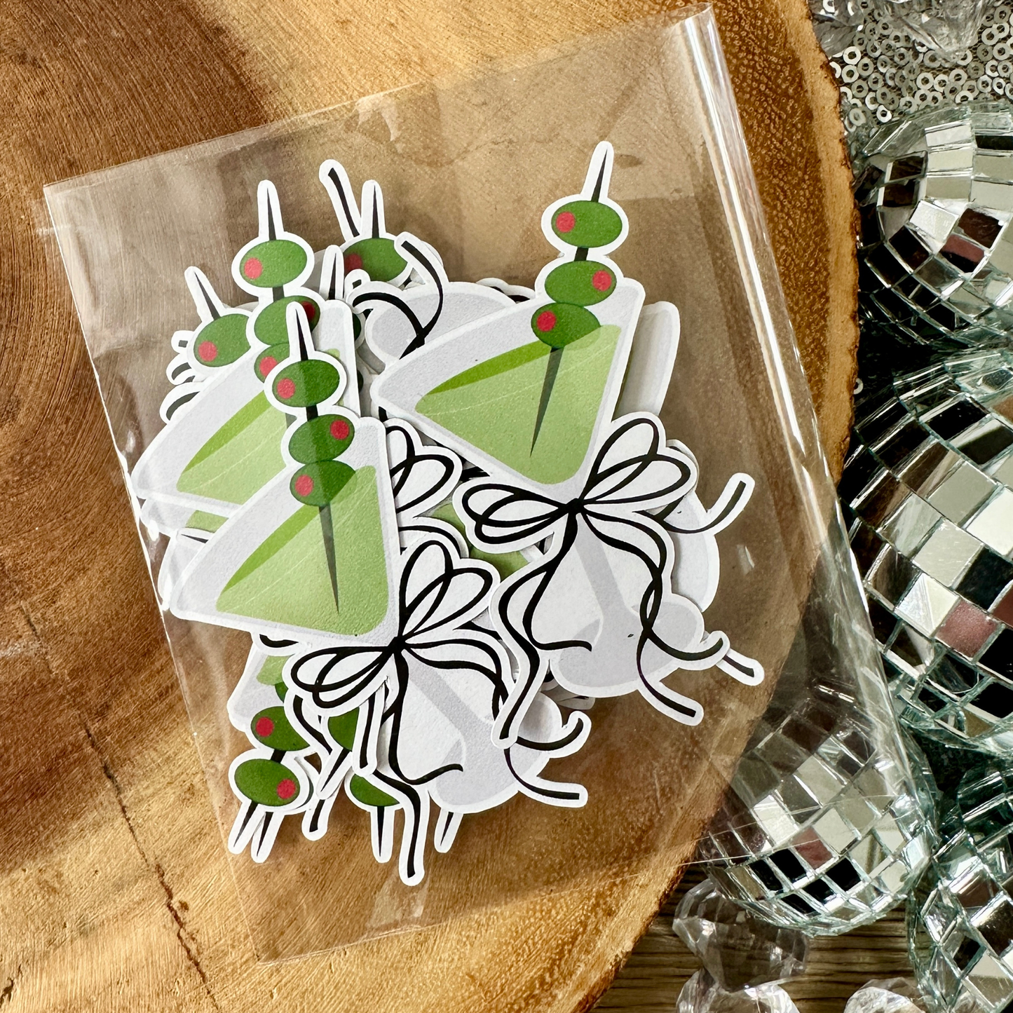 30 Pieces Martini Confetti