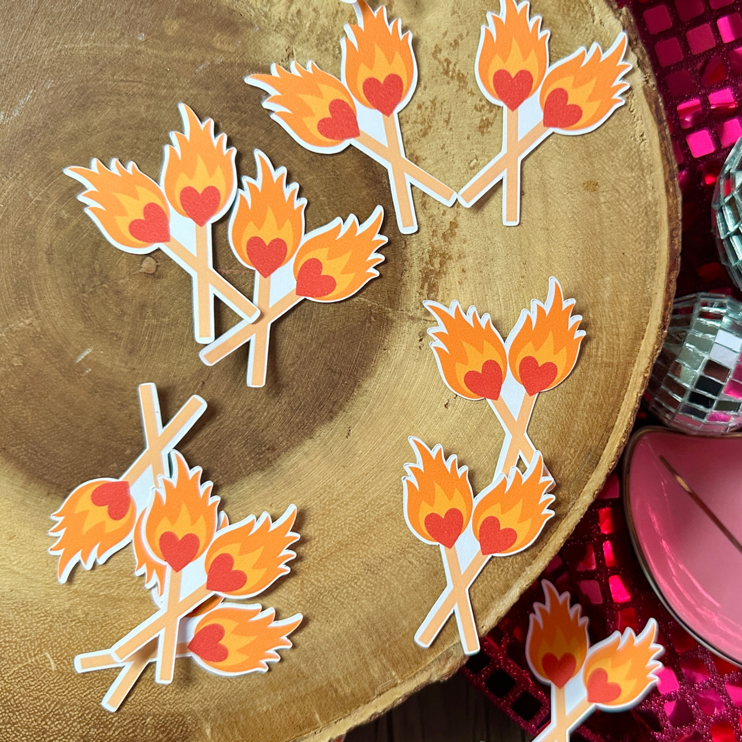 30 Pieces Match Confetti