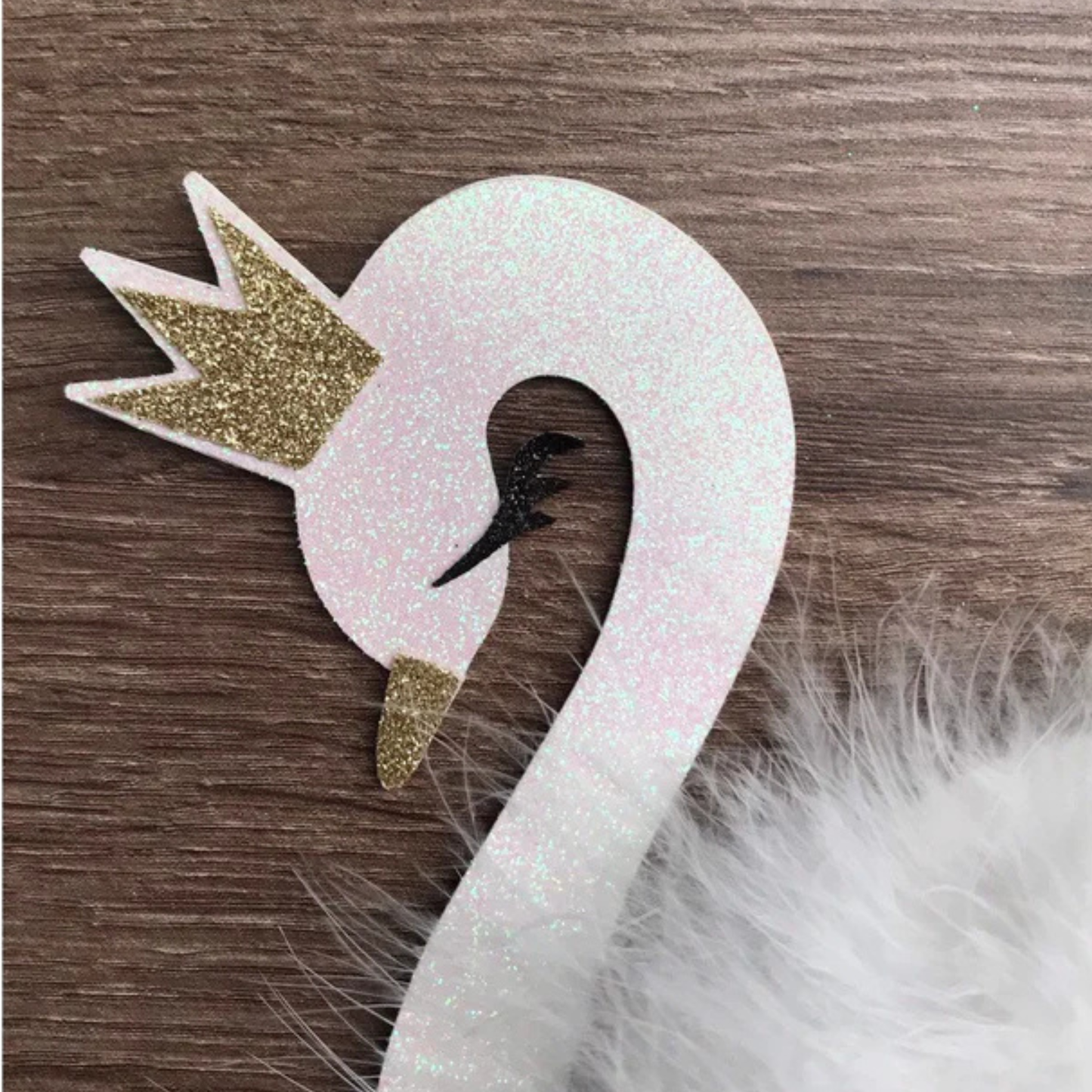 Swan Cake Topper