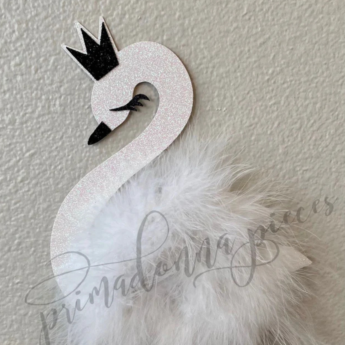 Swan Cake Topper