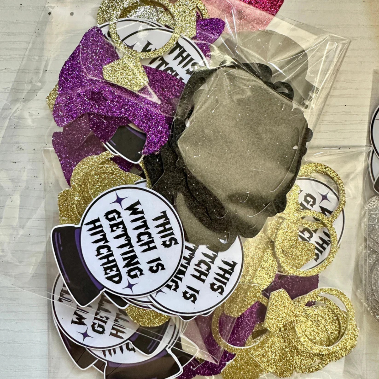 50 Pieces Witch Getting Hitched Confetti