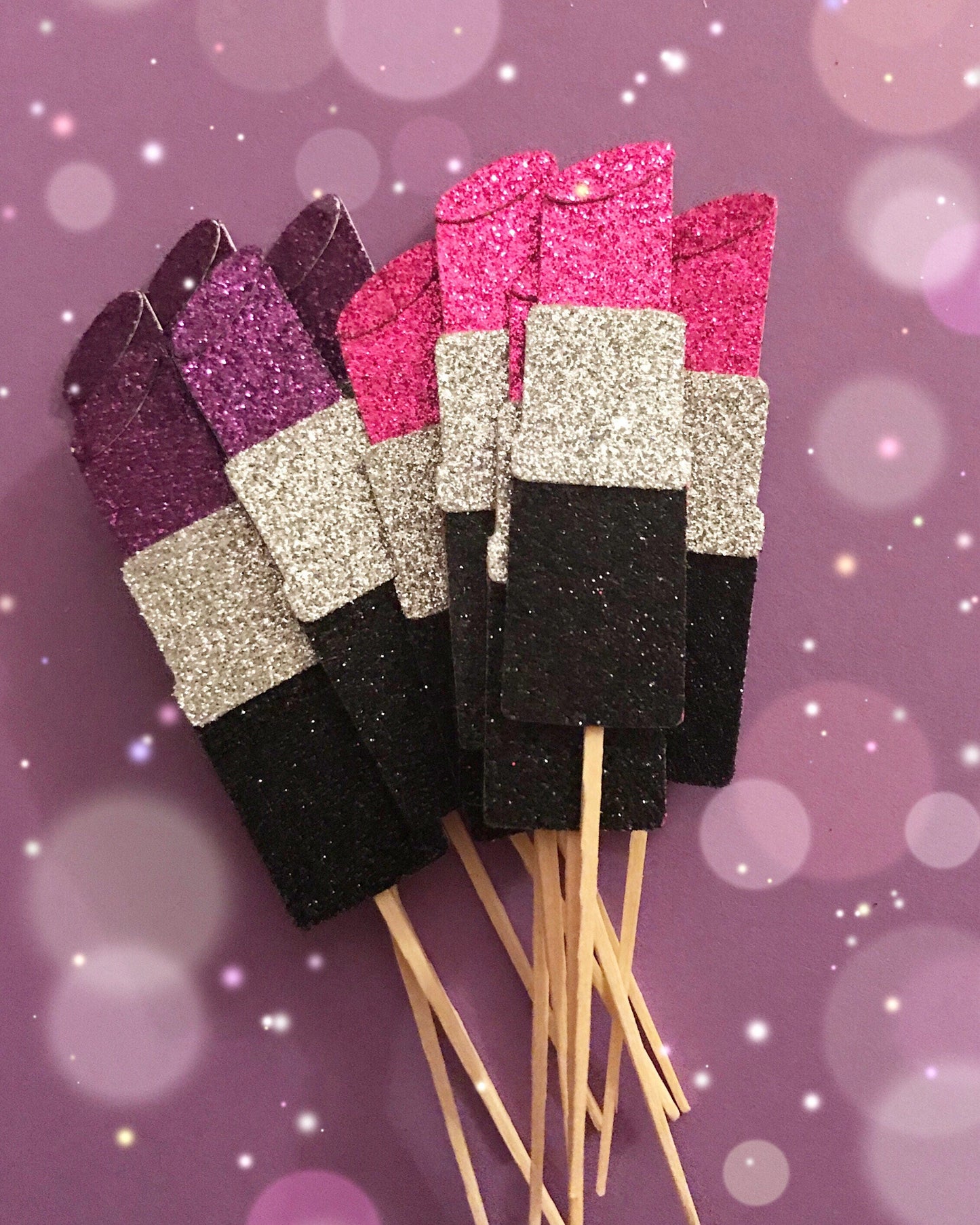 Lipstick Cupcake Toppers