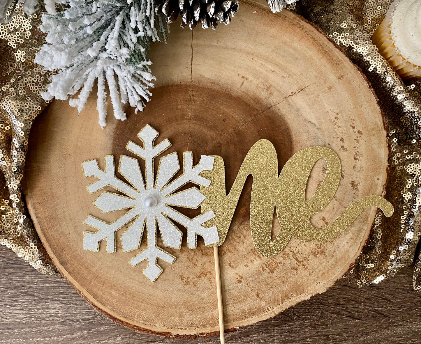 Snowflake Cake Topper| One Cake Topper| Onederland Cake Topper| Snowflake Cake Decoration| 1st Birthday Decor| Frozen Party Decorations