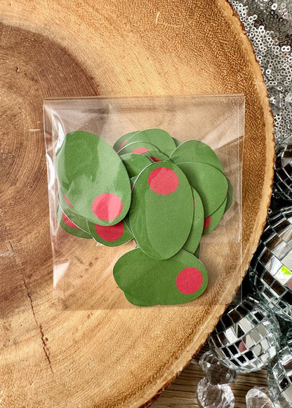 30 PIECES OLIVE CONFETTI