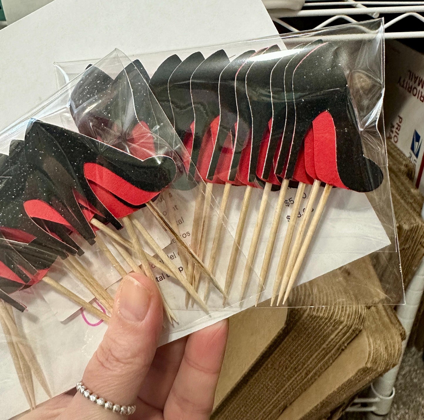 Shoe Cupcake Toppers (Qty. 6)| Glitter Shoe Cupcake Toppers| Shoe Toppers| Shoe Party Favors| Bachelorette Party Favors| Shoe Cupcake Picks