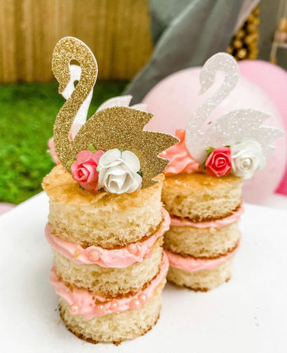 SWAN CUPCAKE TOPPERS